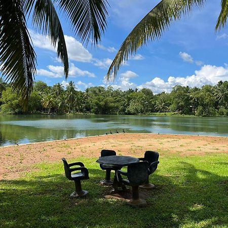 Yonan River Face Safari Resort อุดาวาลาเว ภายนอก รูปภาพ